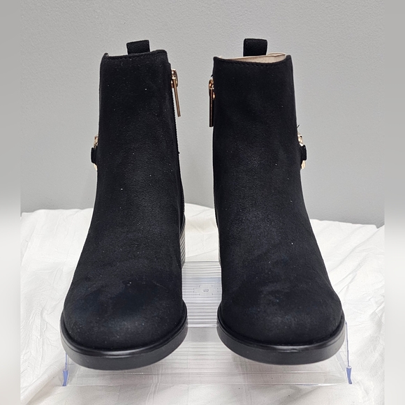 TOMMY HILFIGER Women's Black Suede Imiera Zippered Ankle Boots Size 9.5 NEW - Picture 4 of 11